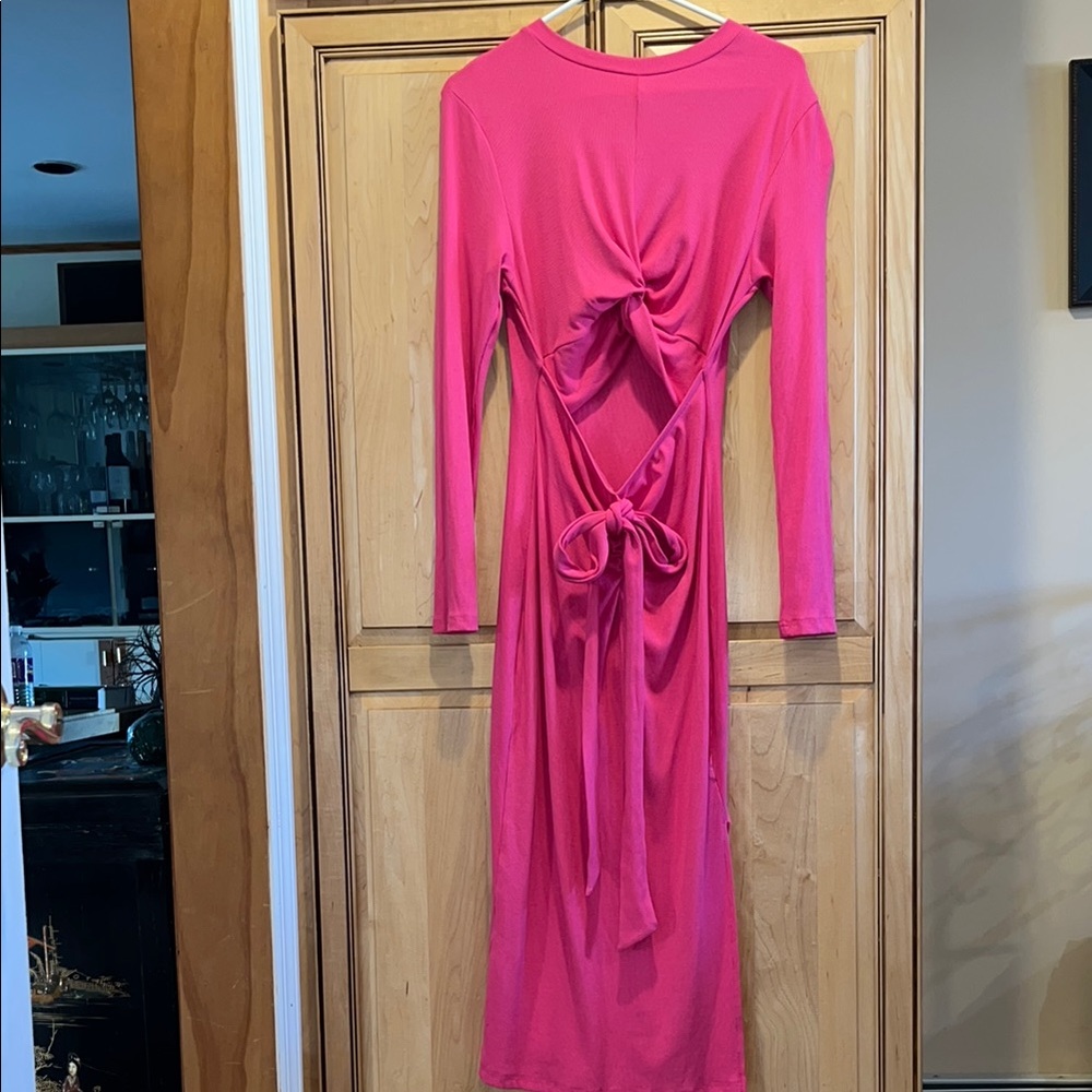 Long Sleeve Pink Knotted Maxi Dress with open back